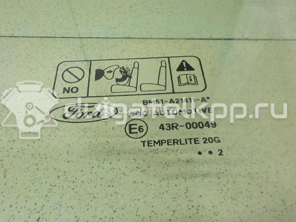 Фото Стекло двери передней левой  1742302 для Ford Focus {forloop.counter}}