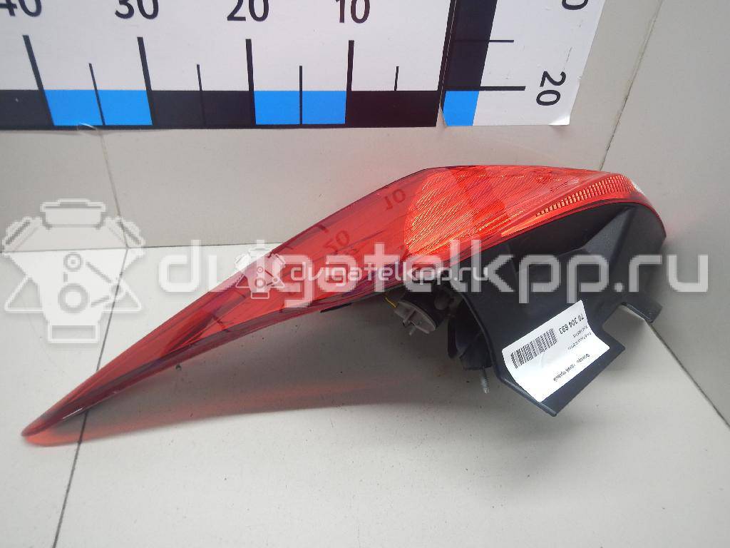 Фото Фонарь задний правый  1825318 для Ford Focus {forloop.counter}}