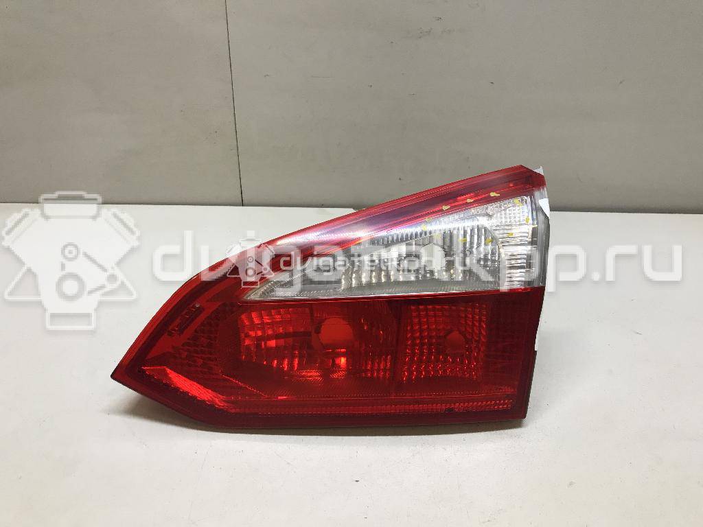 Фото Фонарь задний внутренний правый  1775986 для Ford Focus {forloop.counter}}