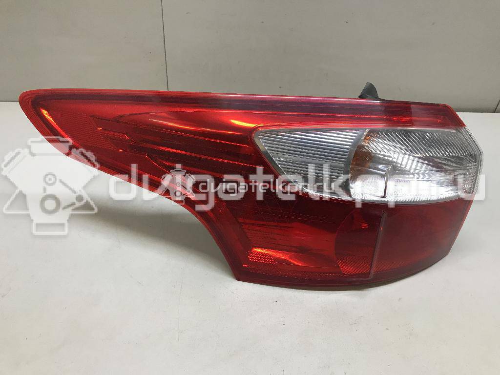 Фото Фонарь задний наружный левый  1785514 для Ford Focus {forloop.counter}}