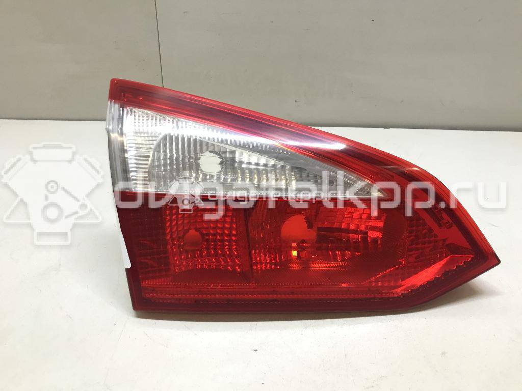 Фото Фонарь задний внутренний левый  1775997 для Ford Focus {forloop.counter}}