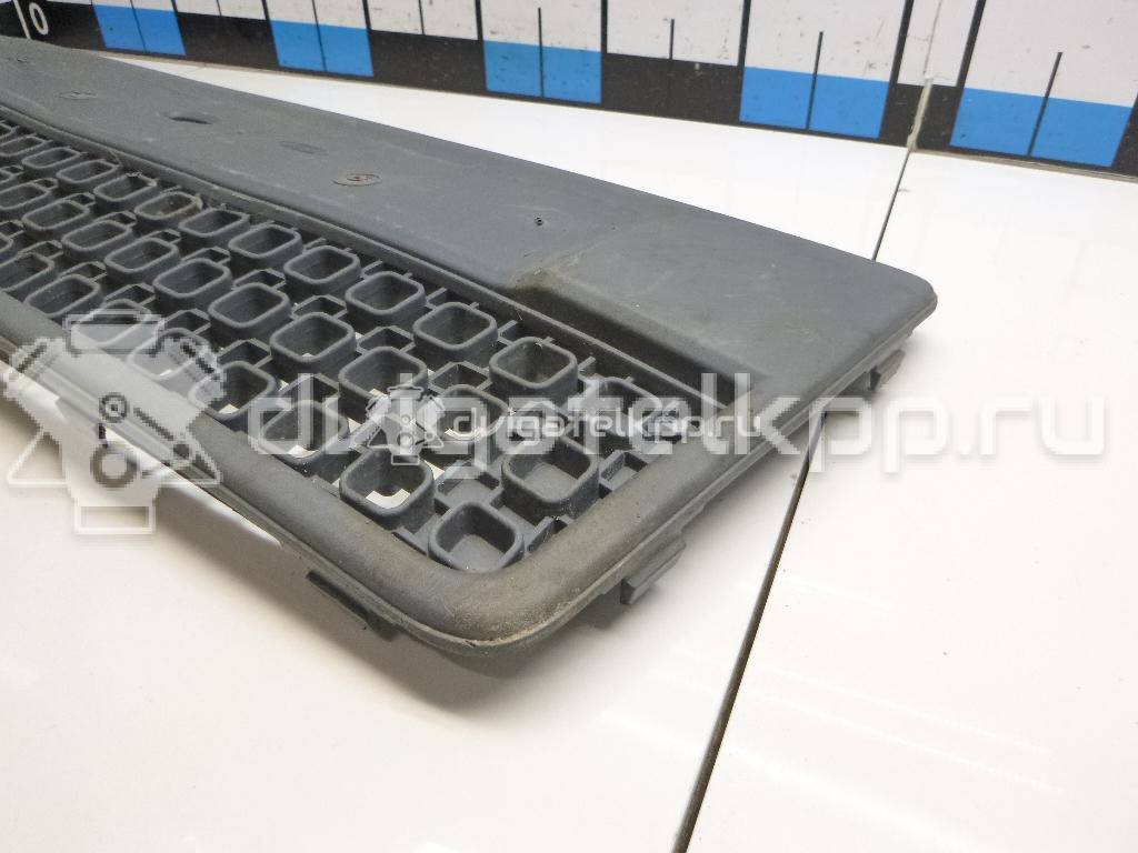 Фото Решетка в бампер центральная  1369703 для Ford Fusion Ju {forloop.counter}}