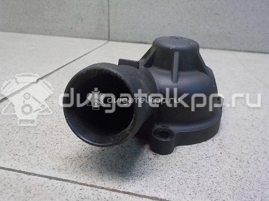 Фото Крышка термостата для двигателя CFNA для Volkswagen / Vw (Svw) 105 л.с 16V 1.6 л бензин 03C121121D {forloop.counter}}