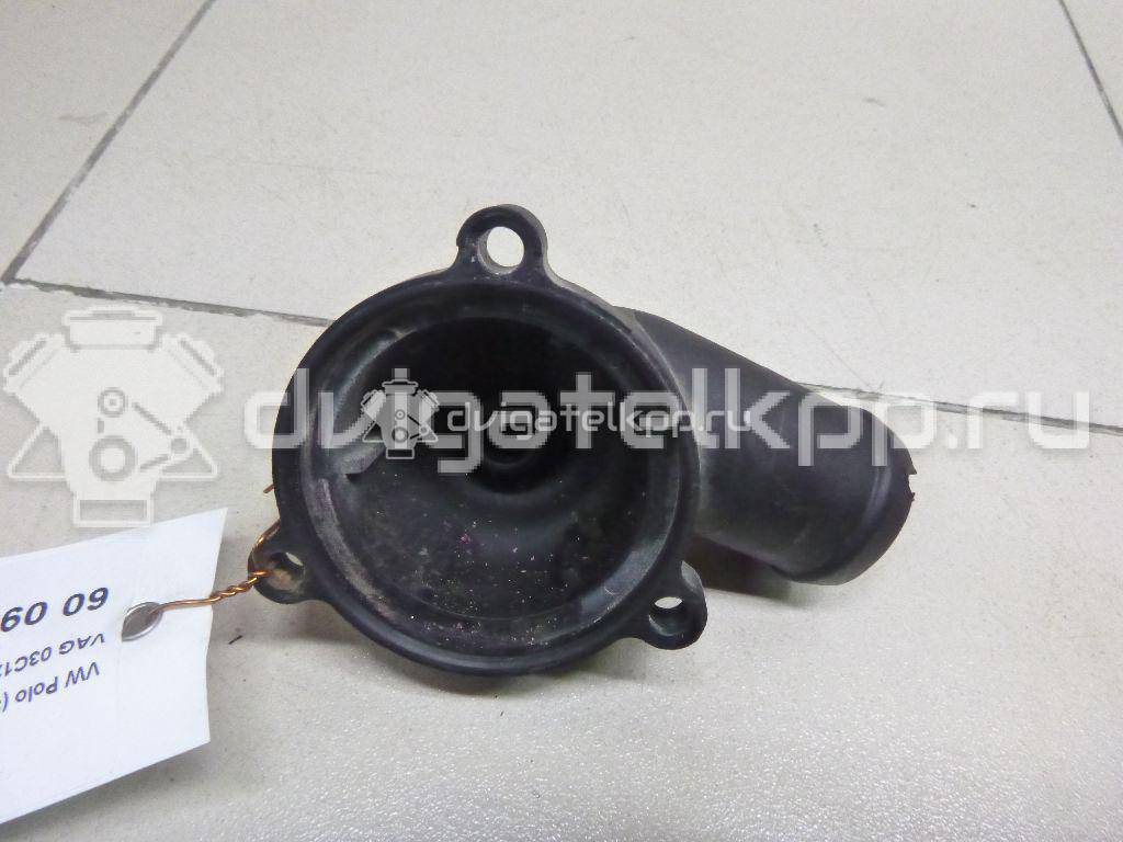 Фото Крышка термостата для двигателя CFNA для Volkswagen / Vw (Svw) 105 л.с 16V 1.6 л бензин 03C121121D {forloop.counter}}