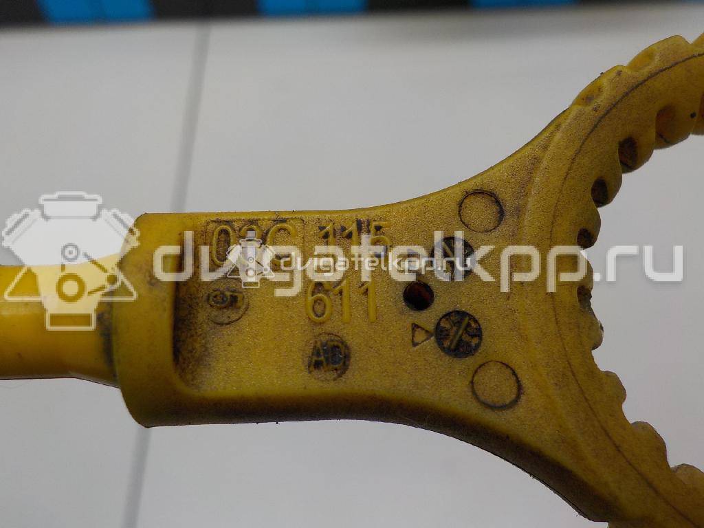 Фото Щуп масляный для двигателя CFNB для Volkswagen Polo / Jetta 86 л.с 16V 1.6 л бензин 03C115611AD {forloop.counter}}