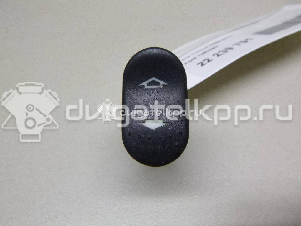 Фото Кнопка стеклоподъемника  1383293 для Ford Transit {forloop.counter}}