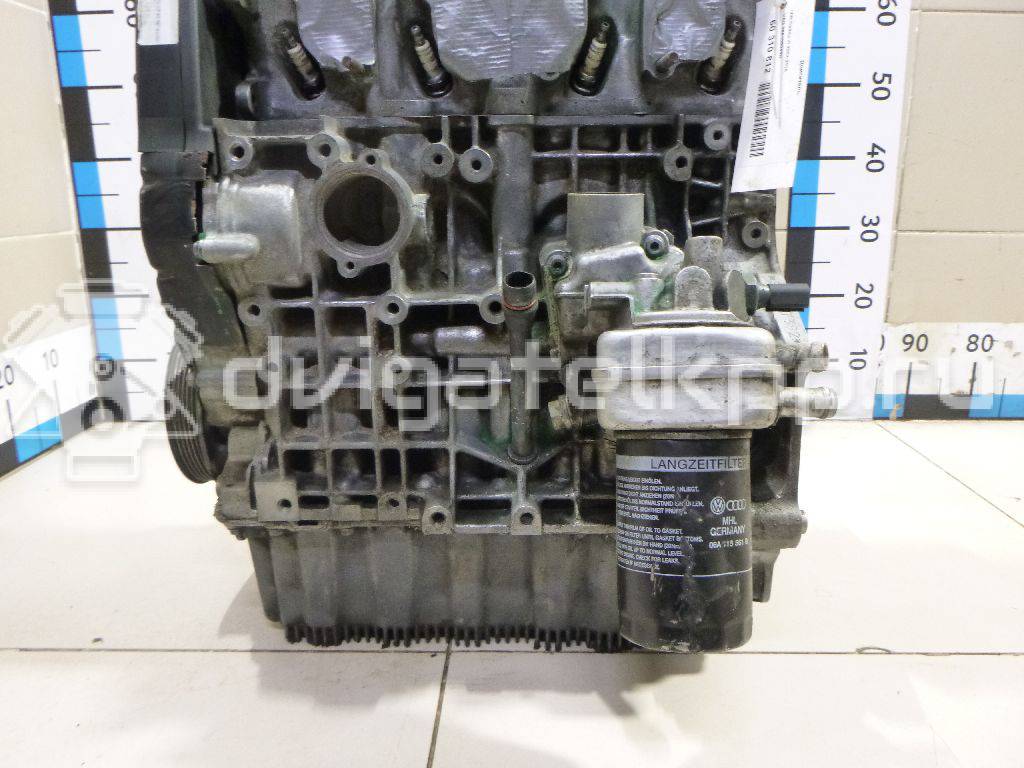 Фото Контрактный (б/у) двигатель GU для Volkswagen Jetta / Golf 90 л.с 8V 1.8 л бензин 06A100098EX {forloop.counter}}