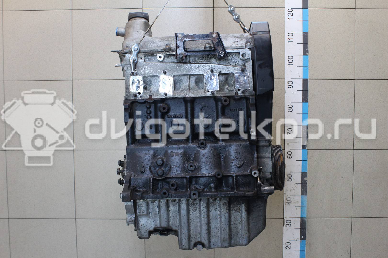 Фото Контрактный (б/у) двигатель AXA для Volkswagen Transporter 115 л.с 8V 2.0 л бензин 06A100045N {forloop.counter}}