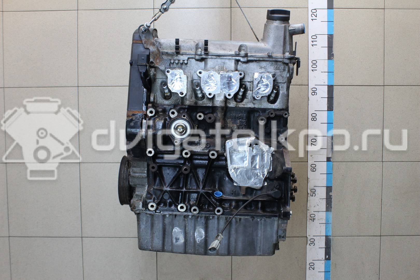 Фото Контрактный (б/у) двигатель AXA для Volkswagen Transporter 115 л.с 8V 2.0 л бензин 06A100045N {forloop.counter}}