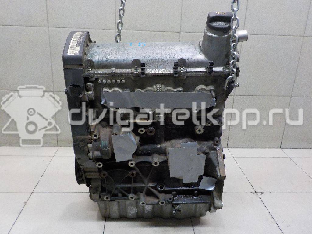 Фото Контрактный (б/у) двигатель AXA для Volkswagen Transporter 115 л.с 8V 2.0 л бензин 06A100045N {forloop.counter}}