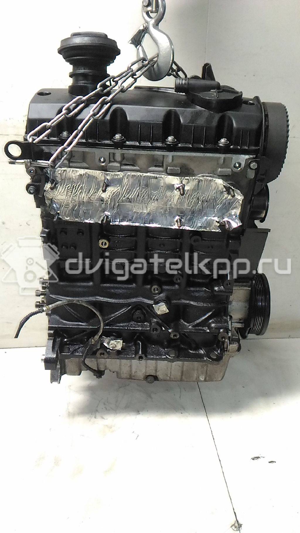 Фото Контрактный (б/у) двигатель BLT для Volkswagen Polo 130 л.с 8V 1.9 л Дизельное топливо 038100044D {forloop.counter}}