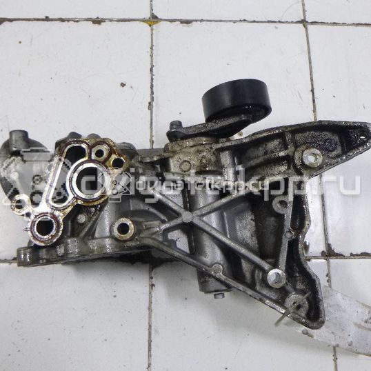 Фото Кронштейн генератора для двигателя CAWA для Volkswagen Jetta 170 л.с 16V 2.0 л бензин 06J903143AG