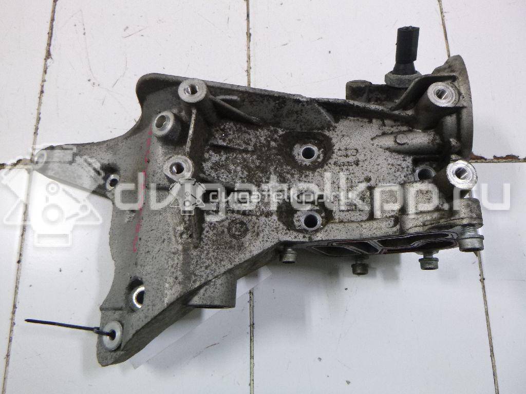 Фото Кронштейн генератора для двигателя CAWA для Volkswagen Jetta 170 л.с 16V 2.0 л бензин 06J903143AG {forloop.counter}}