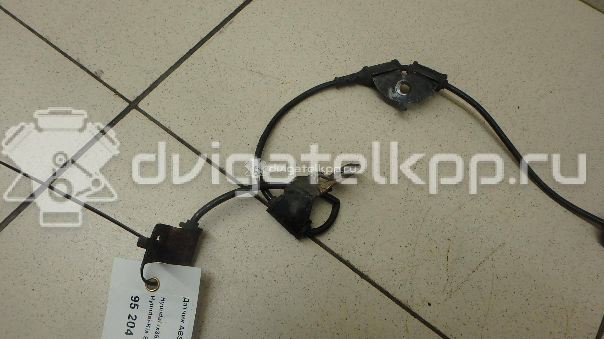Фото Датчик ABS задний левый  956802S500 для Hyundai Ix35 Lm, El, Elh {forloop.counter}}