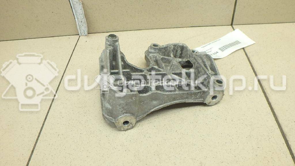 Фото Кронштейн генератора для двигателя BAR для Volkswagen / Audi 314-350 л.с 32V 4.2 л бензин 079903805AF {forloop.counter}}