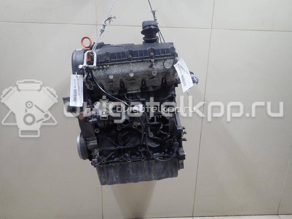 Фото Контрактный (б/у) двигатель AMX для Volkswagen Passat 193 л.с 30V 2.8 л бензин 038100042K {forloop.counter}}