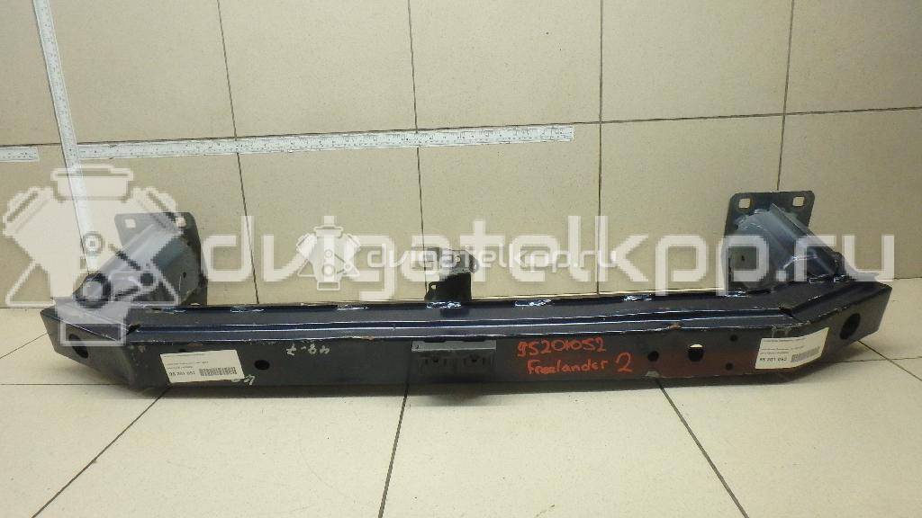 Фото Усилитель переднего бампера  LR005532 для Land Rover Freelander {forloop.counter}}
