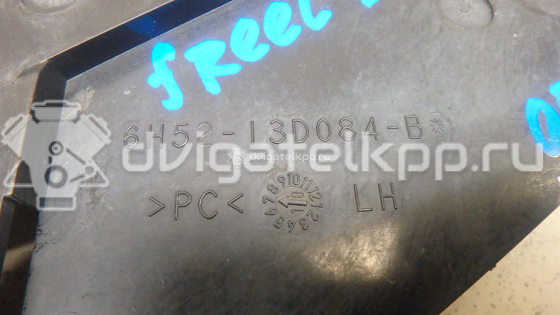Фото Кронштейн фар левый  LR001542 для Land Rover Freelander {forloop.counter}}