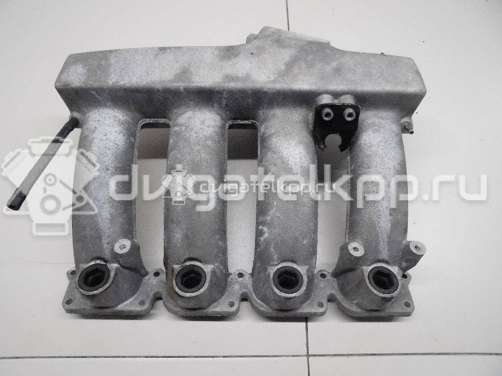 Фото Коллектор впускной для двигателя AEB для Volkswagen / Audi 150-152 л.с 20V 1.8 л бензин 06B133201F {forloop.counter}}