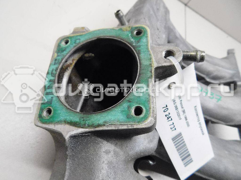 Фото Коллектор впускной для двигателя AEB для Volkswagen / Audi 150-152 л.с 20V 1.8 л бензин 06B133201F {forloop.counter}}