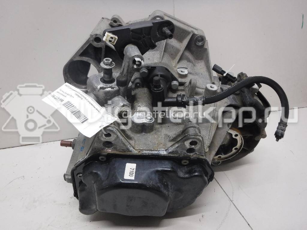 Фото Контрактная (б/у) МКПП для Volkswagen / Seat 105 л.с 16V 1.6 л CFNA бензин 02T300049M {forloop.counter}}