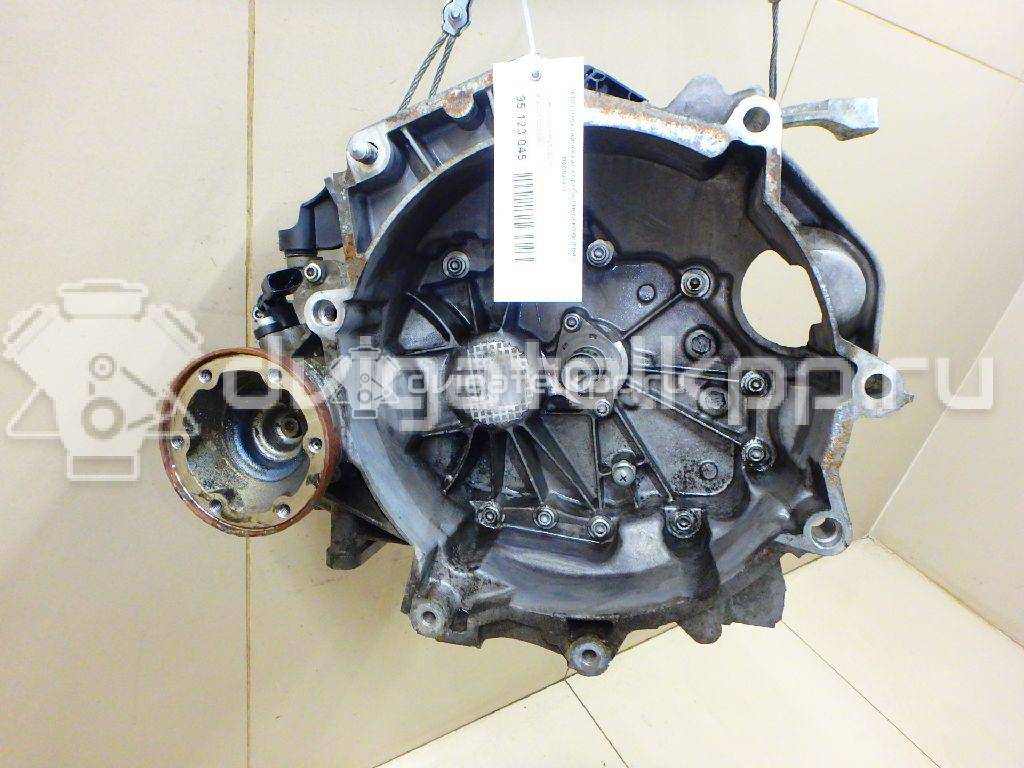 Фото Контрактная (б/у) МКПП для Volkswagen Scirocco / Golf 71-78 л.с 8V 1.6 л FN бензин 02T300049M {forloop.counter}}