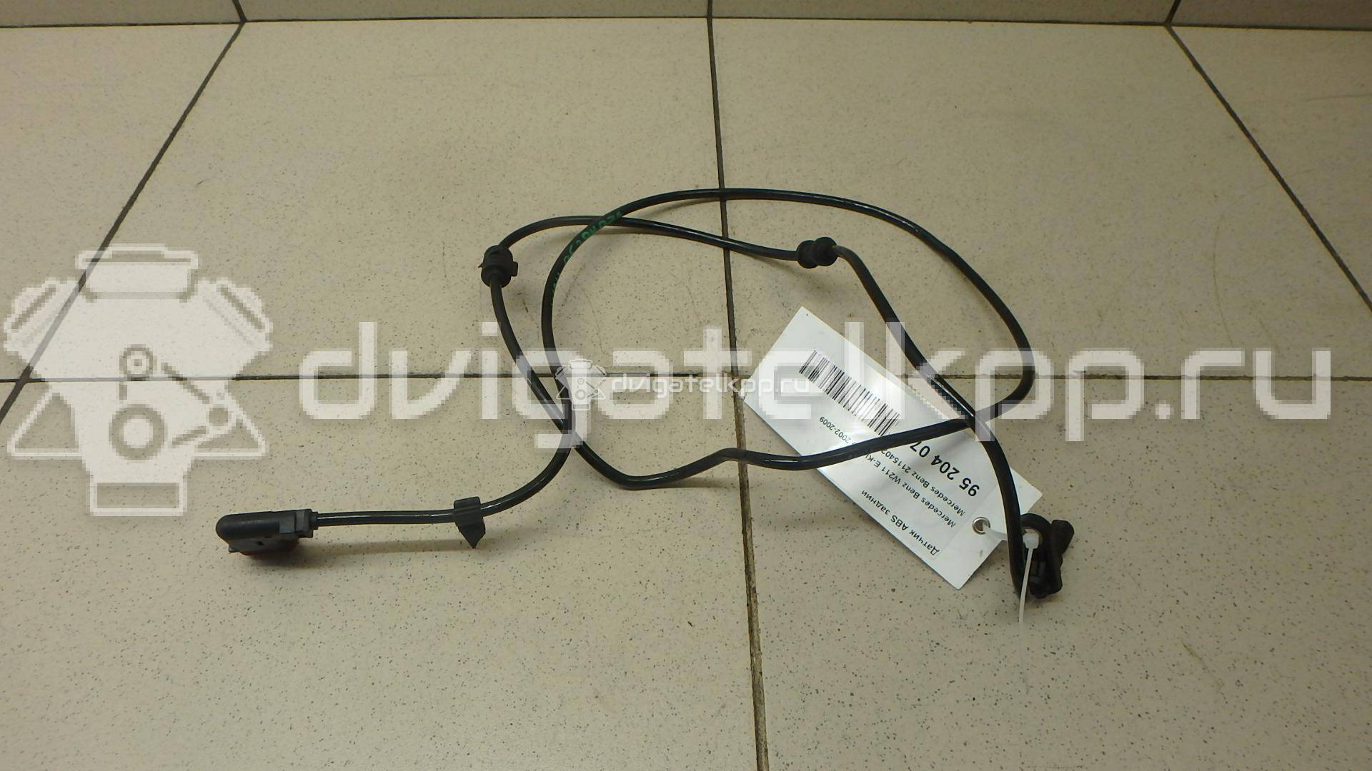 Фото Датчик ABS задний  2115402417 для mercedes benz W211 E-Klasse {forloop.counter}}