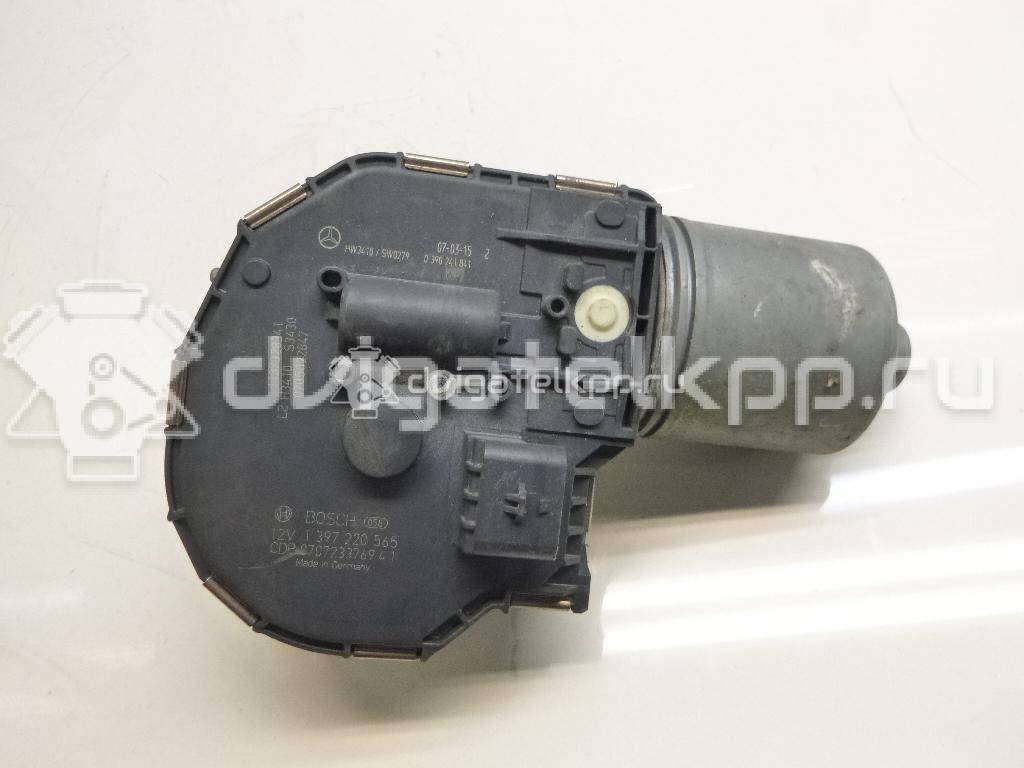 Фото Моторчик стеклоочистителя передний  2118204842 для mercedes benz W211 E-Klasse {forloop.counter}}