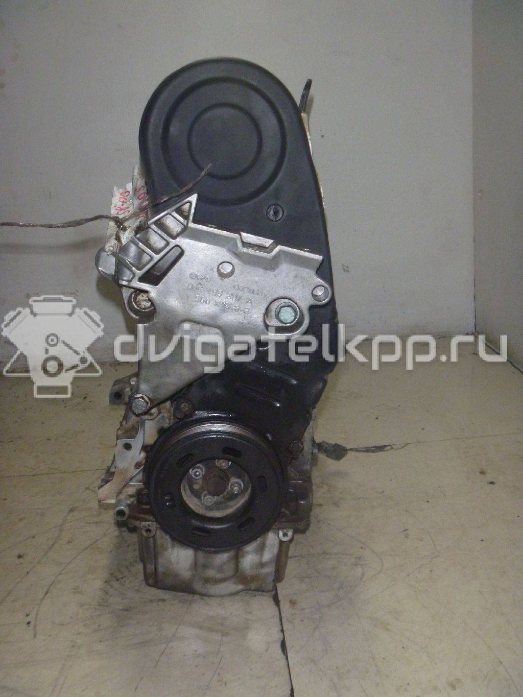 Фото Контрактный (б/у) двигатель GU для Volkswagen Jetta / Golf 90 л.с 8V 1.8 л бензин 06A100098EX {forloop.counter}}