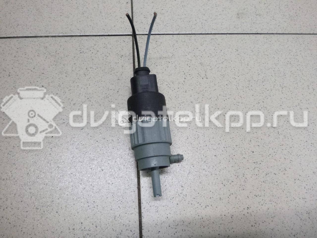 Фото Насос омывателя фар  28920JD00A для Nissan Qashqai / Np300 / Pathfinder {forloop.counter}}