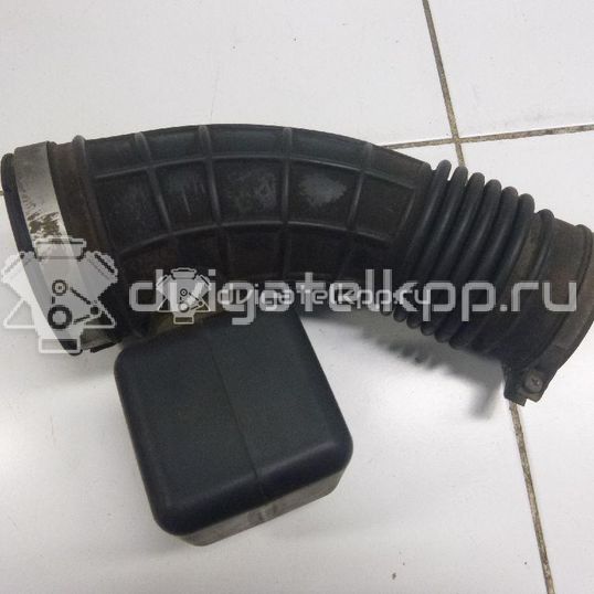 Фото Патрубок воздушного фильтра для двигателя M16A для Maruti Suzuki / Suzuki / Fiat 106-120 л.с 16V 1.6 л бензин 1388164J00