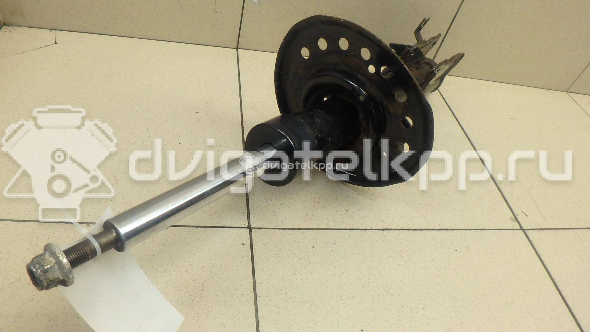 Фото Амортизатор передний правый  E4302BR00B для Nissan Qashqai / X-Trail {forloop.counter}}