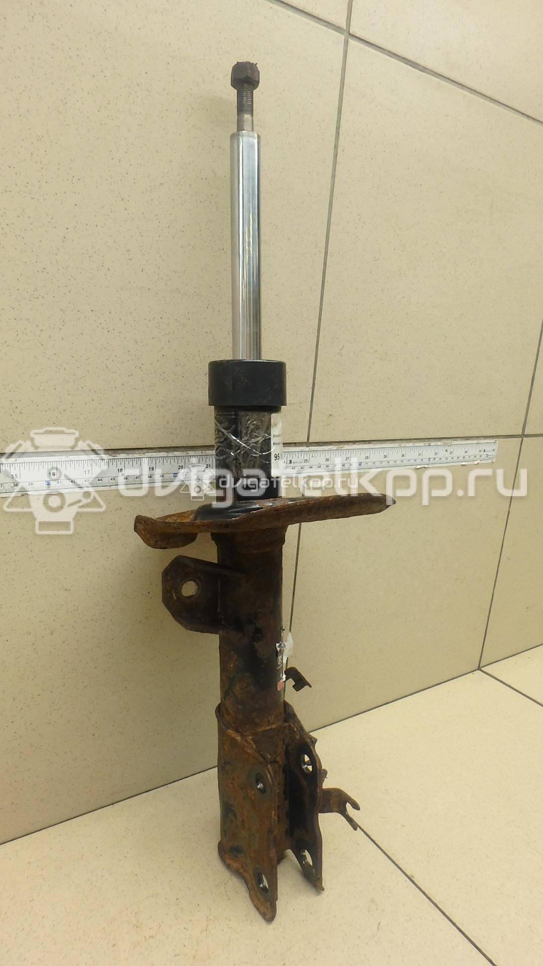 Фото Амортизатор передний правый  54302JD03A для Nissan Qashqai {forloop.counter}}