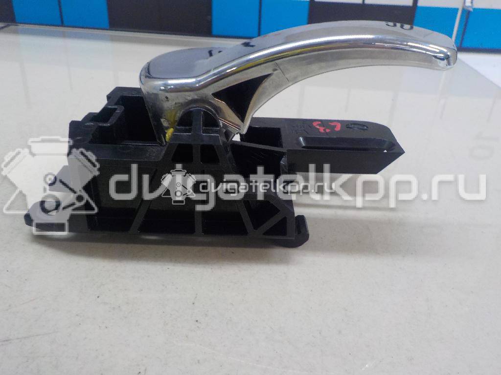 Фото Ручка двери внутренняя левая  80671JD00E для Nissan Qashqai {forloop.counter}}