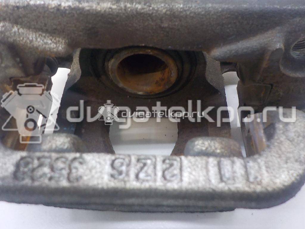 Фото Суппорт тормозной задний правый  440011KD0A для Nissan Tiida / Qashqai / Cube Z12 / Juke F15 / Pulsar C13 {forloop.counter}}