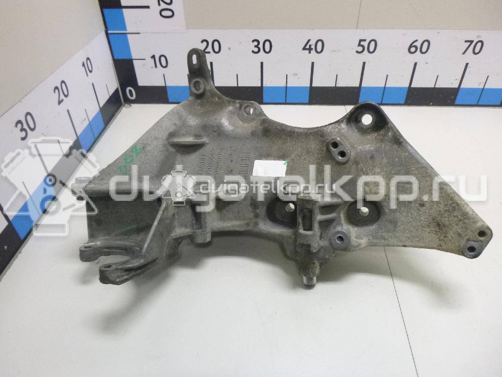 Фото Кронштейн генератора  8201033565 для nissan Terrano III (D10) {forloop.counter}}