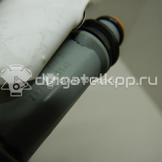 Фото Форсунка инжекторная электрическая для двигателя M16A для Maruti Suzuki / Suzuki 87-107 л.с 16V 1.6 л бензин 1571064J00