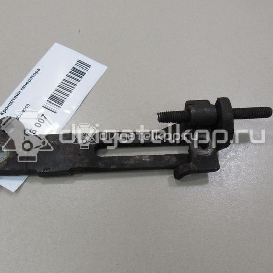 Фото Кронштейн генератора для двигателя M16A для Maruti Suzuki / Suzuki / Suzuki (Changhe) 95-109 л.с 16V 1.6 л бензин 1156064J00