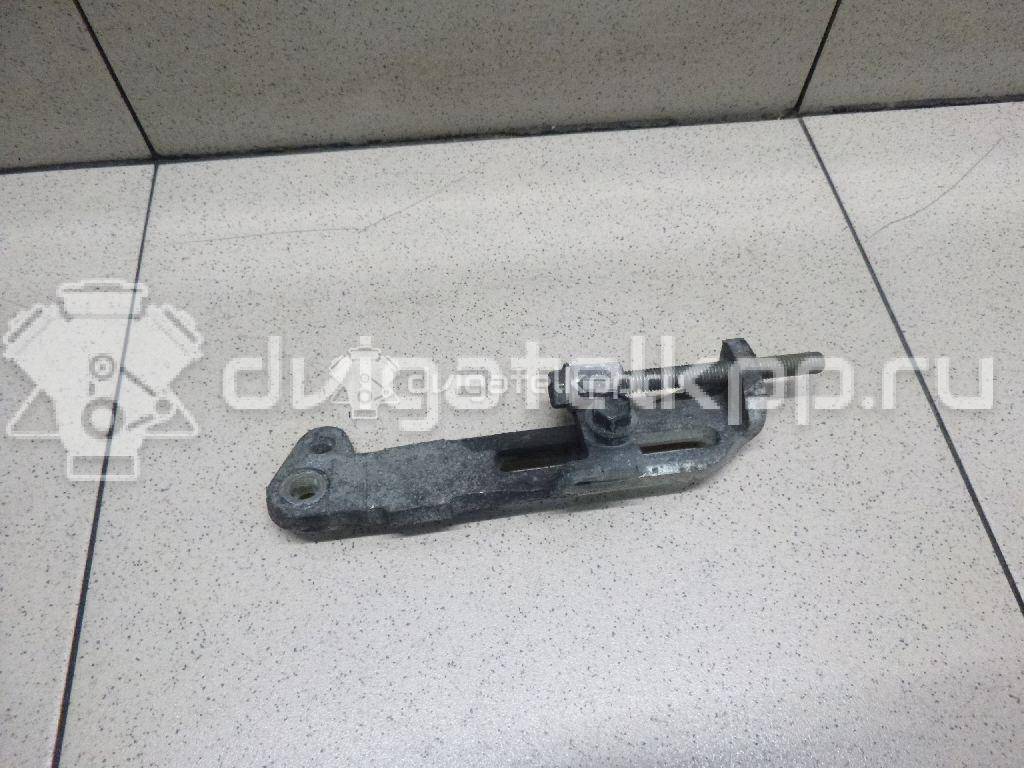 Фото Кронштейн генератора для двигателя M16A для Maruti Suzuki / Suzuki / Fiat 106-120 л.с 16V 1.6 л бензин 1156064J00 {forloop.counter}}