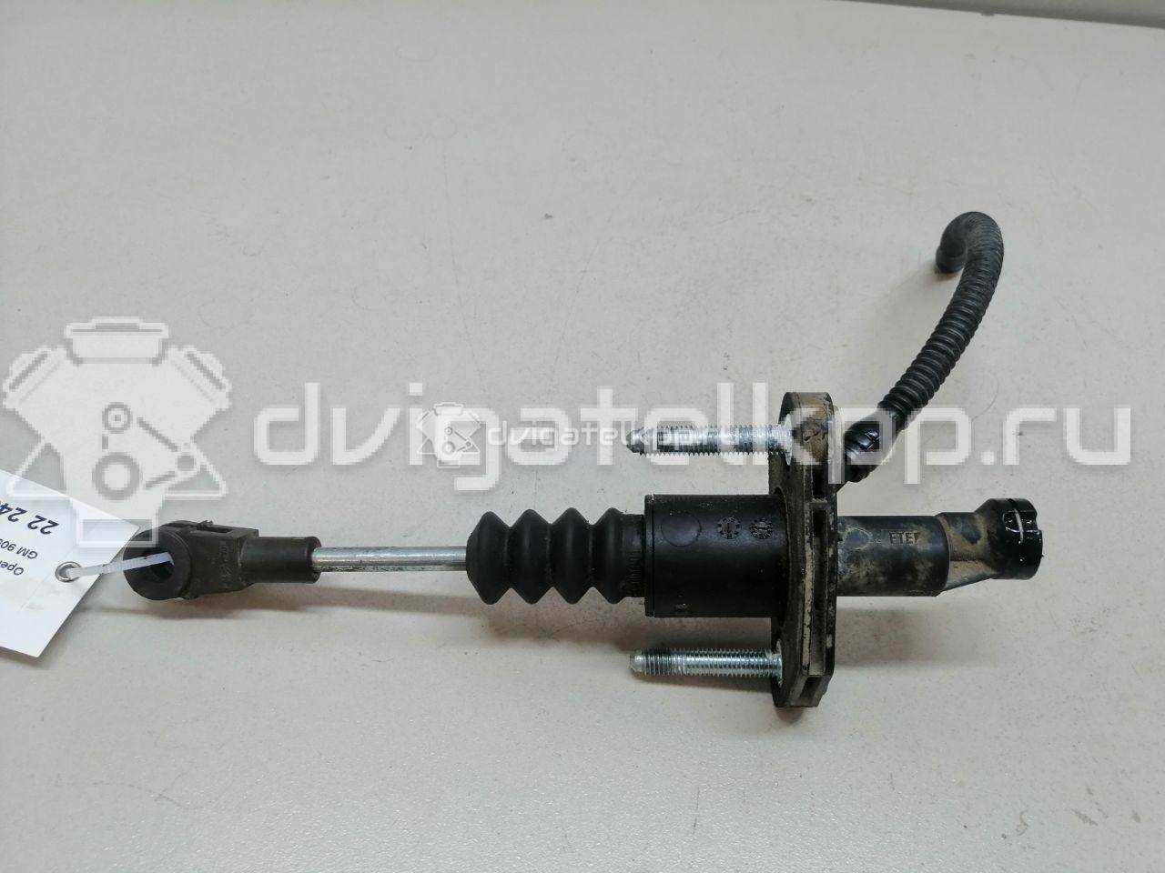 Фото Цилиндр сцепления главный  90523769 для Opel Astra / Zafira {forloop.counter}}