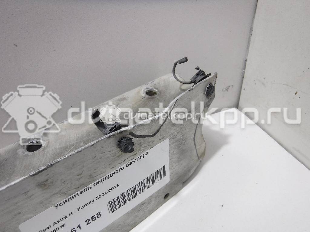 Фото Усилитель переднего бампера  1405046 для Opel Astra / Zafira {forloop.counter}}