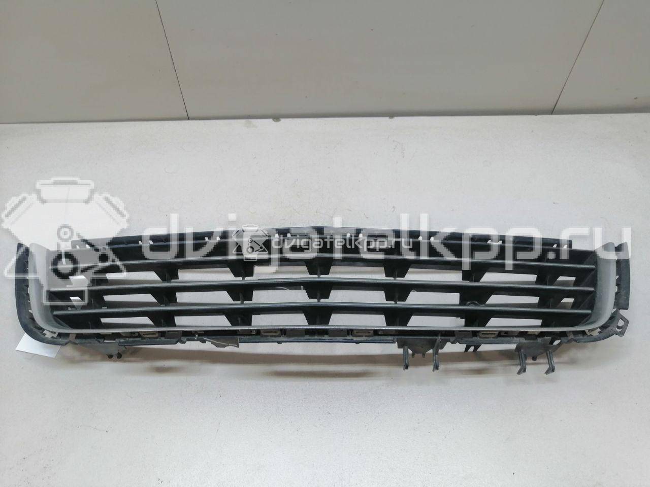 Фото Решетка в бампер центральная  13247248 для Opel Astra {forloop.counter}}