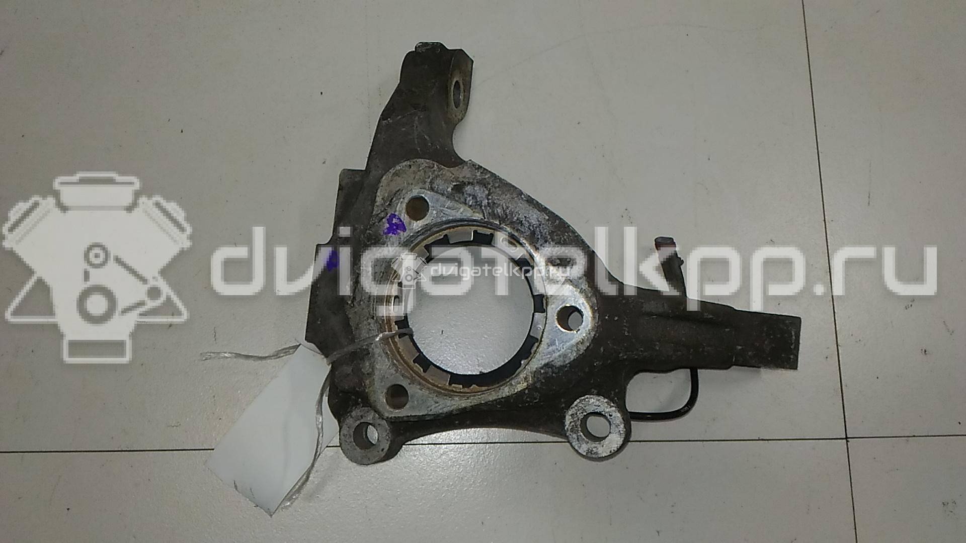 Фото Кулак поворотный передний правый  24413033 для Opel Vectra {forloop.counter}}