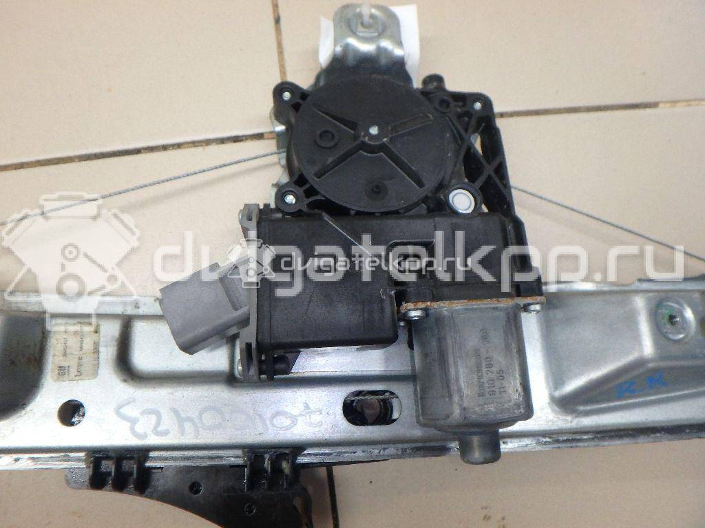 Фото Стеклоподъемник электр. задний правый  20952724 для Opel Insignia {forloop.counter}}