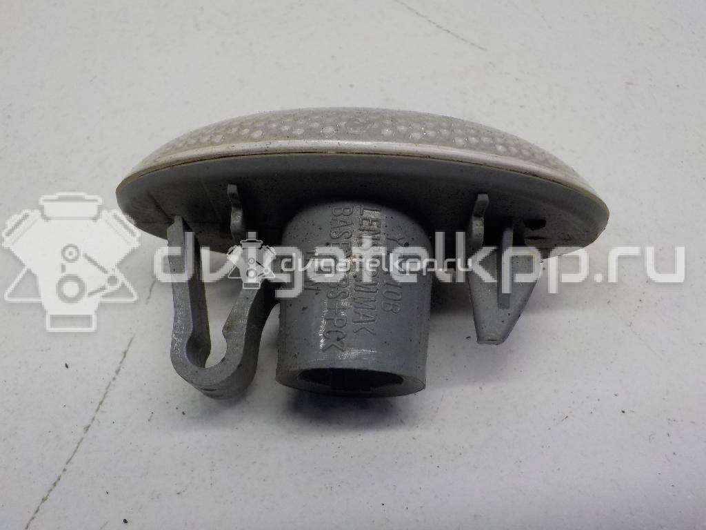 Фото Повторитель на крыло белый  632574 для Peugeot 407 / 607 9D, 9U / 206 / 307 / Partner {forloop.counter}}