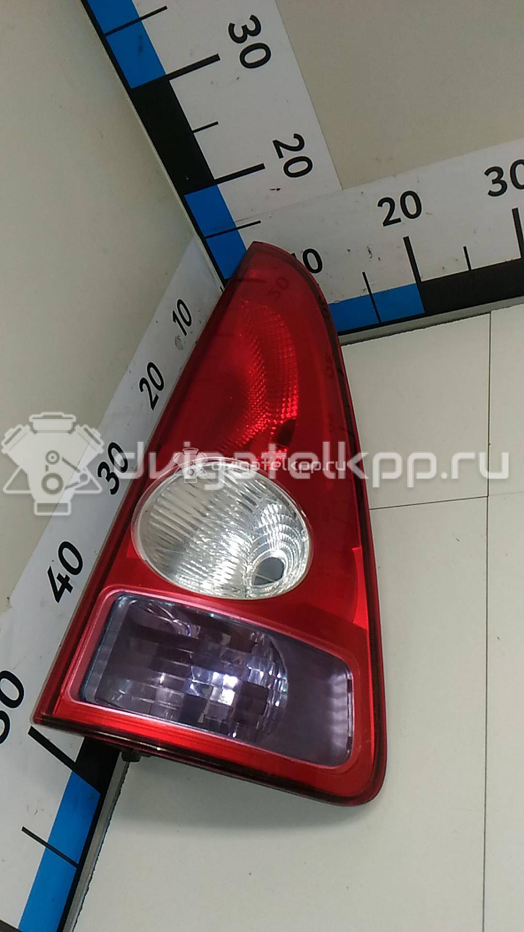Фото Фонарь задний правый  8200027152 для Renault Espace {forloop.counter}}
