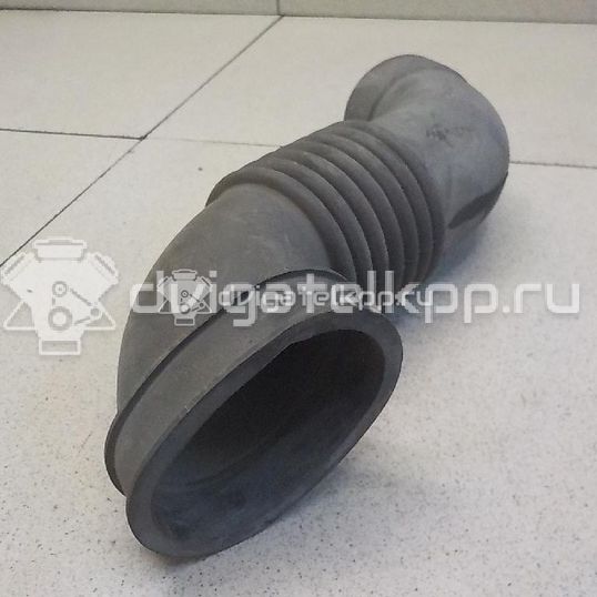 Фото Патрубок воздушного фильтра для двигателя M13A для Subaru / Suzuki / Chevrolet 82-94 л.с 16V 1.3 л бензин 1376663J00