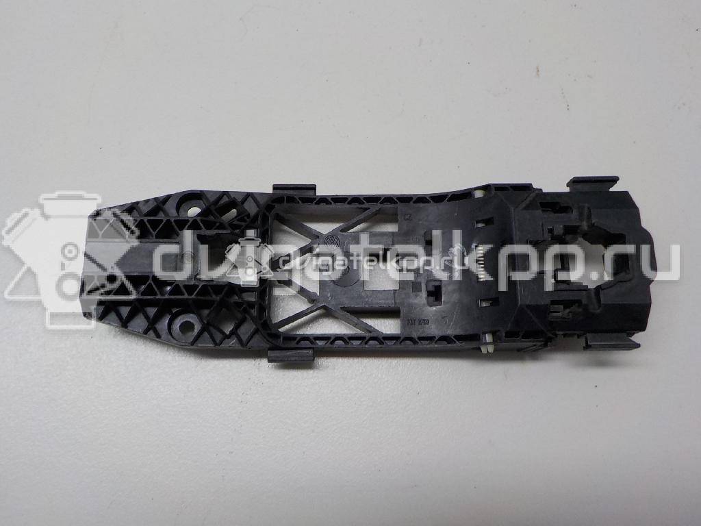 Фото Кронштейн ручки  5N0839885H для seat Alhambra {forloop.counter}}