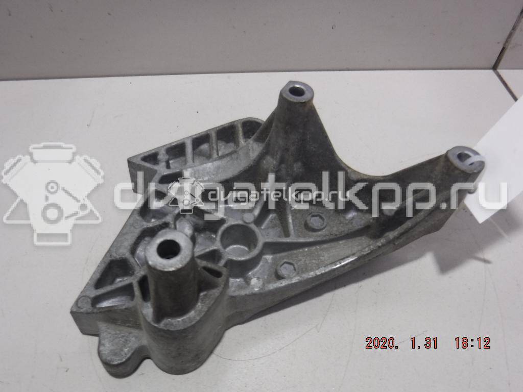 Фото Кронштейн опоры двигателя  06F199207Q для seat Altea {forloop.counter}}