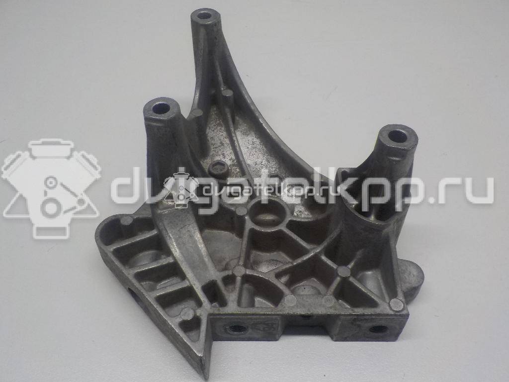 Фото Кронштейн опоры двигателя  06f199207q для audi A3 [8P1] {forloop.counter}}
